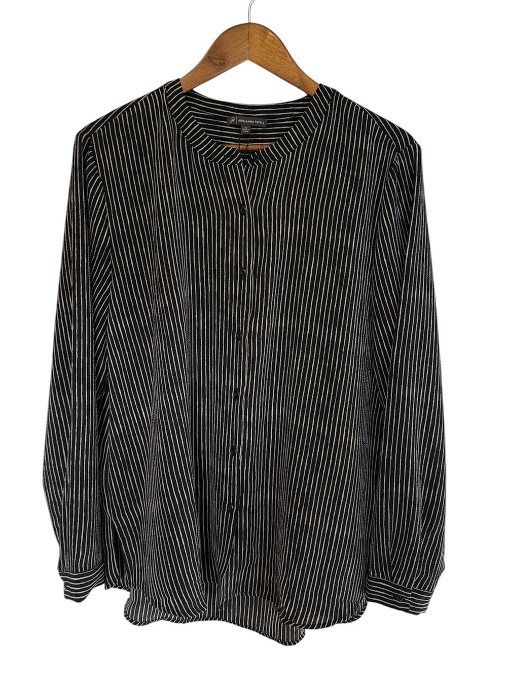 NWT Adrianna Papell Long Sleeve Button Down Blouse Black Stripe Lightweight XL